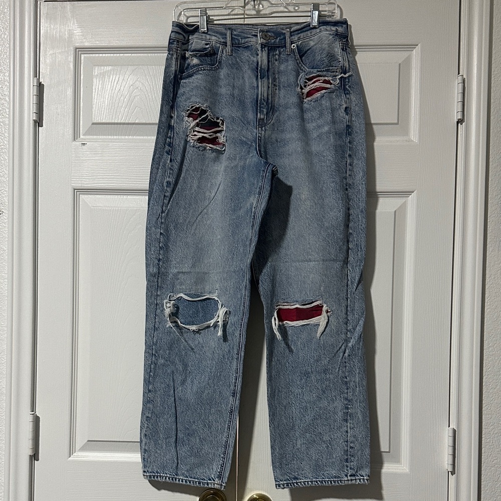 American Eagle Outfitters Relaxed Ripped Denim Jeans